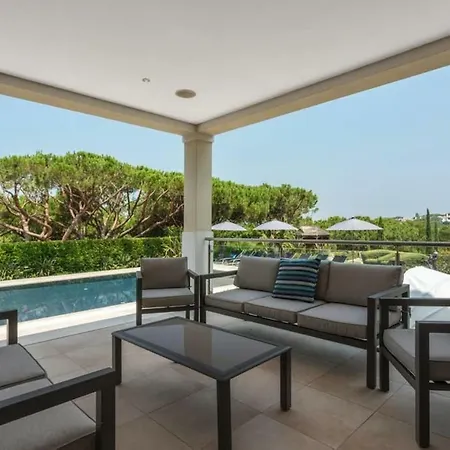 Romano - Luxury Villa