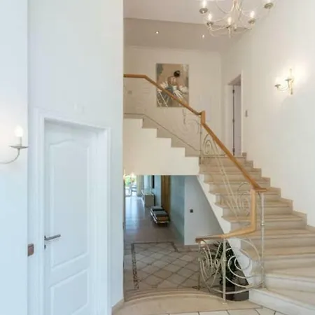 Romano - Luxury Villa Almancil