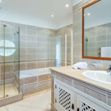Romano - Luxury Villa *